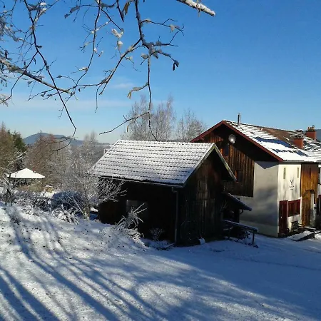 Cosy-cabane Hébergement de vacances Ban-sur-Meurthe-Clefcy